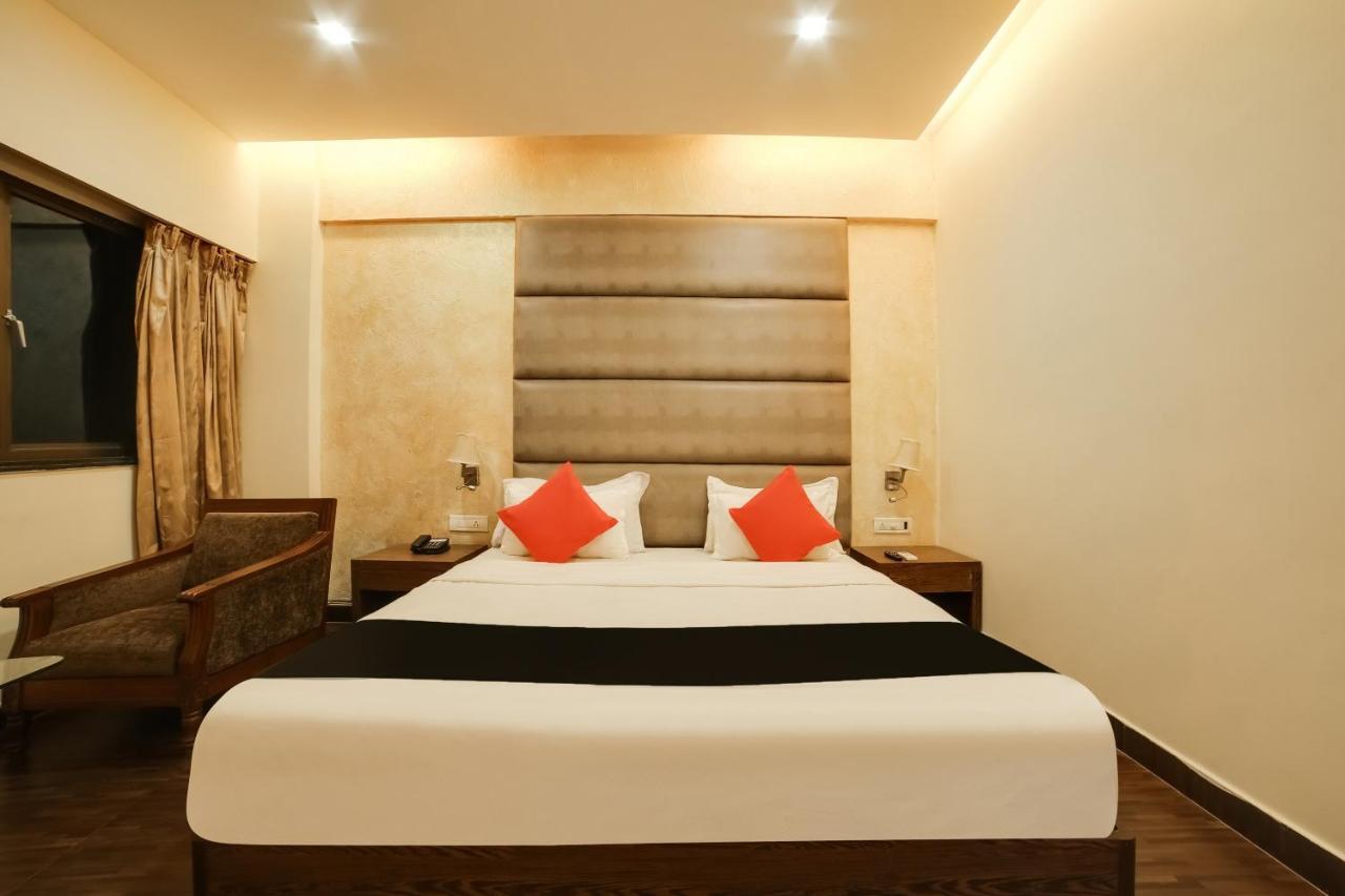 فندق Bhalukpungفي  Capital O 61351 Waii International الغرفة الصورة
