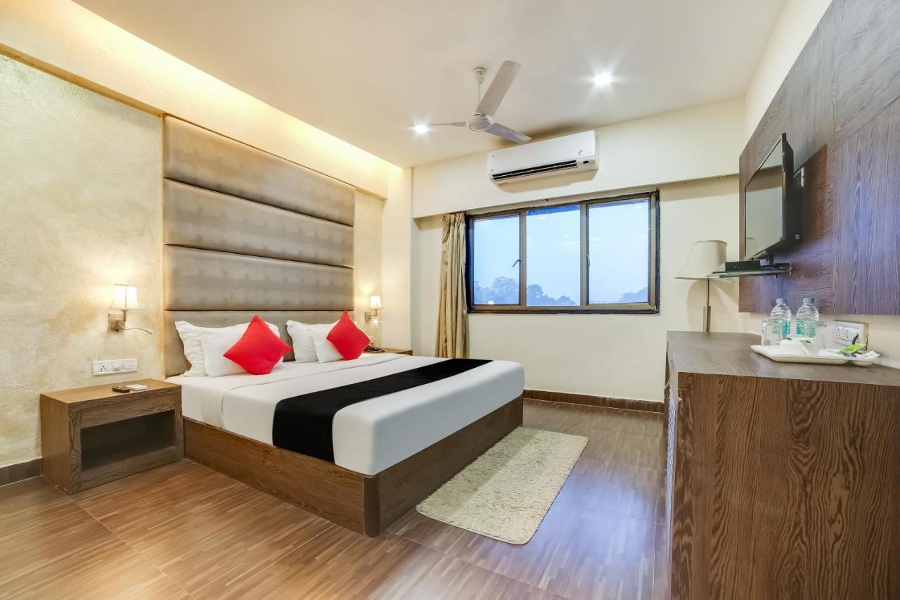 فندق Bhalukpungفي  Capital O 61351 Waii International المظهر الخارجي الصورة