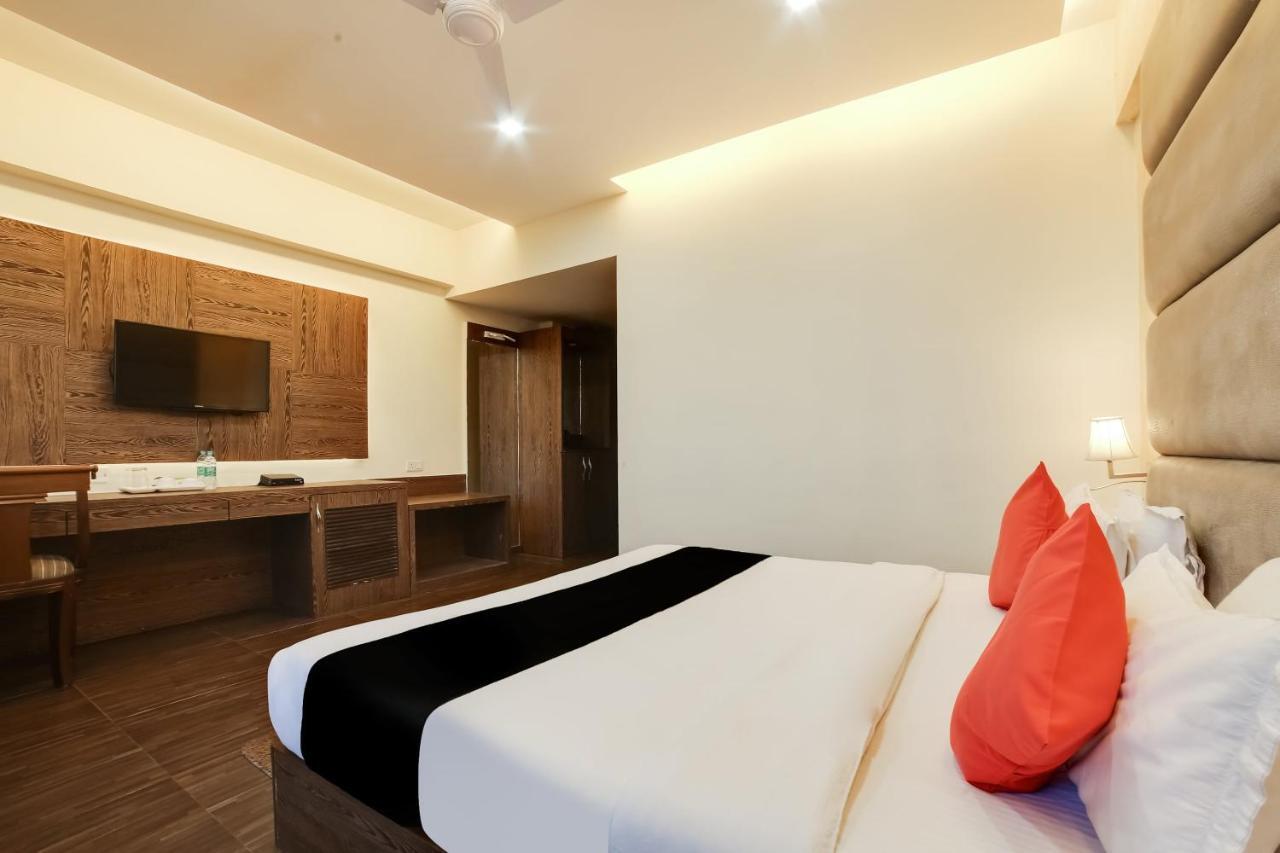 فندق Bhalukpungفي  Capital O 61351 Waii International المظهر الخارجي الصورة